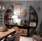 Uniek Boekenkast/Dressoir met Industrieel Design, Huis en Inrichting, Kasten | Buffetkasten, Ophalen of Verzenden, Zo goed als nieuw