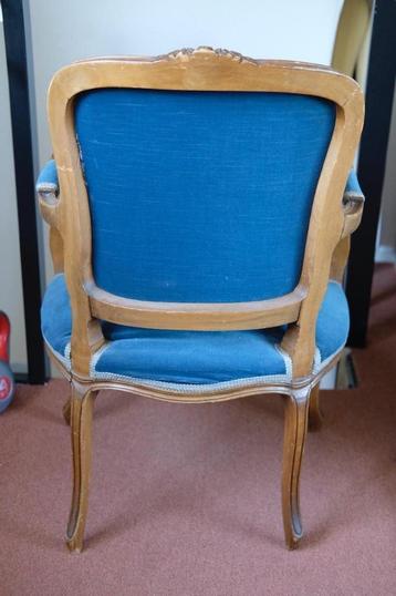 Fauteuil vintage in royal blue kleur beschikbaar voor biedingen