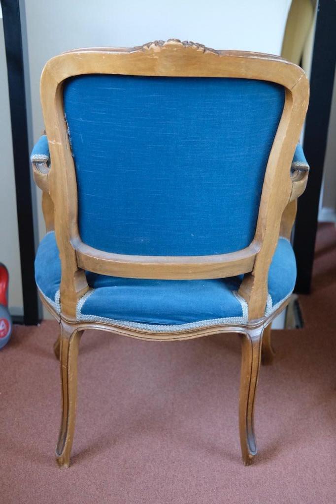 Fauteuil vintage in royal blue kleur, Antiek en Kunst, Curiosa en Brocante, Ophalen