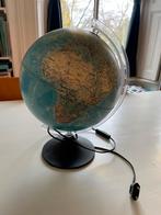 Wereldbol met verlichting, Ophalen, Verlicht, Gebruikt