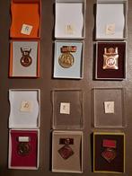 DDR :  6 doosjes met onderscheidingen/medailles, Ophalen of Verzenden, Overige soorten, Duitsland, Lintje, Medaille of Wings