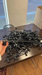 86 Plastic kledinghangers, Kleding | Dames, Kledinghangers, Ophalen of Verzenden, Zo goed als nieuw, Kunststof