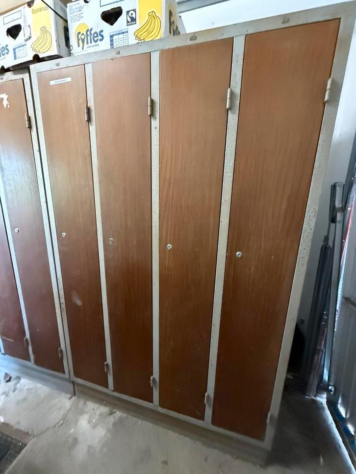 3 Metalen lockerkasten met houtendeur (4 deurs), Antiek en Kunst, Antiek | Meubels | Kasten, Ophalen
