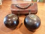 Set oude bowls ballen, Ophalen