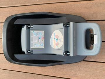 Maxi-Cosi incl. onderstel voor auto beschikbaar voor biedingen