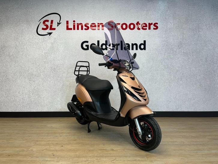 Piaggio Zip SP 25 km/h Mat Rose Gold 2021, Fietsen en Brommers, Scooters | Piaggio, Zo goed als nieuw, Zip, Maximaal 25 km/u, Benzine