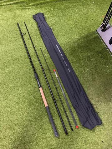 Nieuwe Arca Back Bone feederhengel, 4.20m en 90 gr beschikbaar voor biedingen