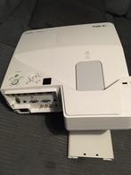 NEC beamer, Audio, Tv en Foto, Beamers, Ophalen, Nec, LED, Zo goed als nieuw