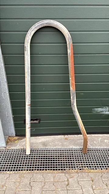 32 x Gebruikte zwevende box beschikbaar voor biedingen