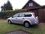Ford Focus 1.6 74KW Wagon 2005 Grijs, Auto's, Ford, 1596 cc, 15 km/l, 4 cilinders, 635 kg