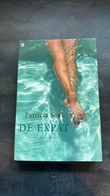 Patricia snel de expat beschikbaar voor biedingen