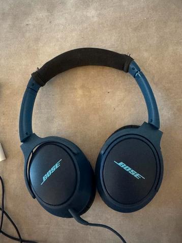 Gereviseerde BOSE hoofdtelefoon (bedraad) beschikbaar voor biedingen