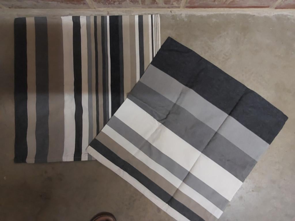 Gestreept kussen overtrek, Ophalen of Verzenden, Zo goed als nieuw, Vierkant