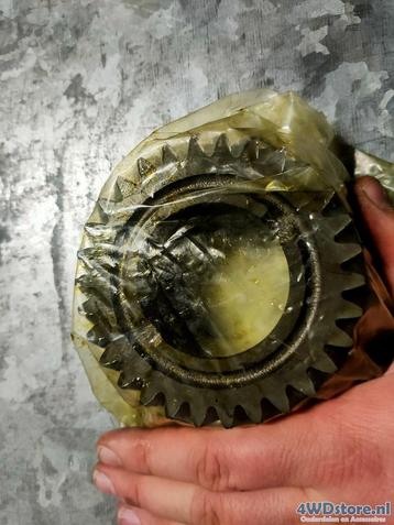 Nissan Patrol Y60 Tandwiel eerste versnelling 3225123P00 beschikbaar voor biedingen