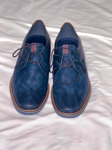 AM Shoes Size 43 EU beschikbaar voor biedingen