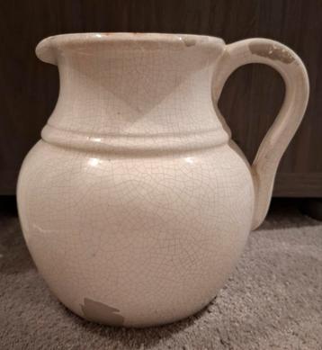 Vintage vaas / kruik beschikbaar voor biedingen