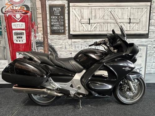 HONDA ST 1300 PAN EUROPEAN (bj 2011), Motoren, Motoren | Honda, Bedrijf, Toermotor, meer dan 35 kW, 4 cilinders, Motorrijbewijs A