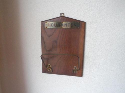 Art Deco KRANTENHOUDER wandrekje voor post kranten couranten, Antiek en Kunst, Antiek | Woonaccessoires, Ophalen