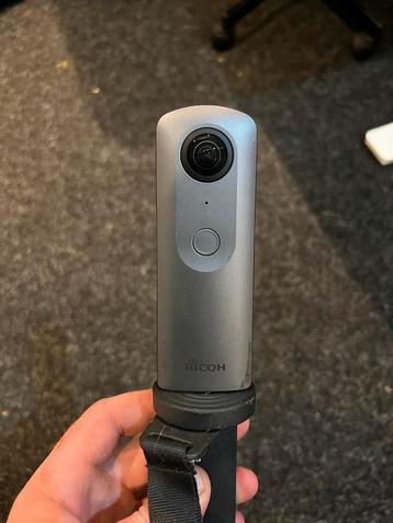 Ricoh Theta 360 Camera - Gebruikt beschikbaar voor biedingen