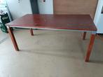 Gratis af te halen. Houten Eettafel, Huis en Inrichting, Tafels | Eettafels, Overige houtsoorten, Gebruikt, 100 tot 150 cm, Ophalen of Verzenden