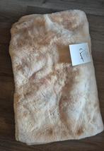 Grandstone plaid, Huis en Inrichting, Woonaccessoires | Plaids en Woondekens, Ophalen, Nieuw