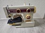 Naaimachine, Hobby en Vrije tijd, Ophalen, Zo goed als nieuw, Naaimachine, Overige merken