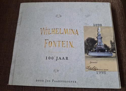 Wilhelmina Fontein Deventer 100 jaar door Jos Paardekooper, Boeken, Geschiedenis | Stad en Regio, Zo goed als nieuw, 20e eeuw of later