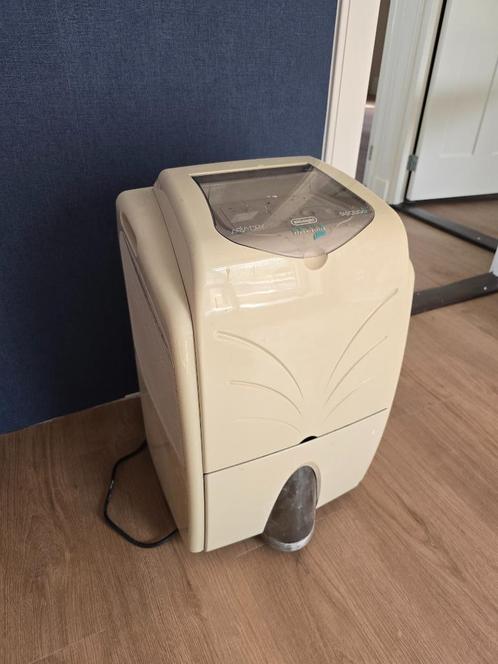 Luchtontvochtiger Delonghi DE220, Witgoed en Apparatuur, Luchtbehandelingsapparatuur, Gebruikt, Luchtontvochter, Ophalen