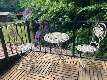 Metalen nieuwe bistro / balkon set  beschikbaar voor biedingen