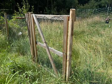 Kippenren / Konijnenren - Hekwerk met Poort beschikbaar voor biedingen