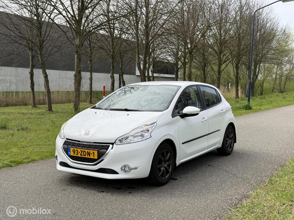Peugeot 208 1.2 VTi Envy*DISTRIBUTIE VV*PARKEERSENSOR*CRUISE, Auto's, Peugeot, Bedrijf, Te koop, ABS, Airbags, Airconditioning