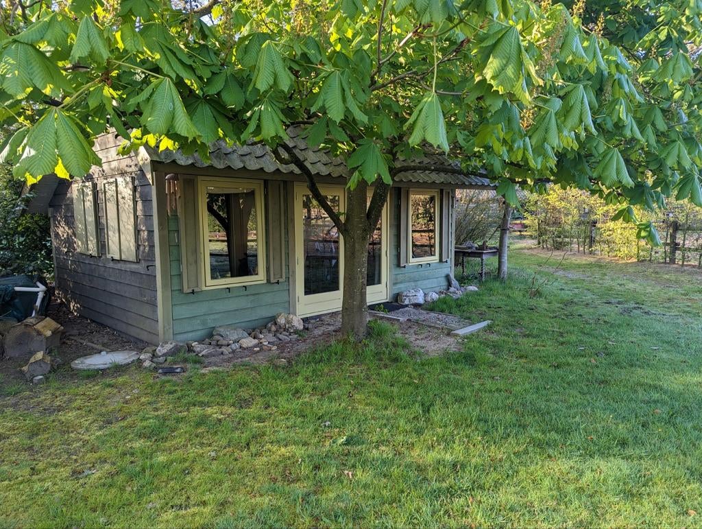 Pied-à-terre / Tiny house op groene locatie in Beekbergen, Huizen en Kamers, Kamers te huur