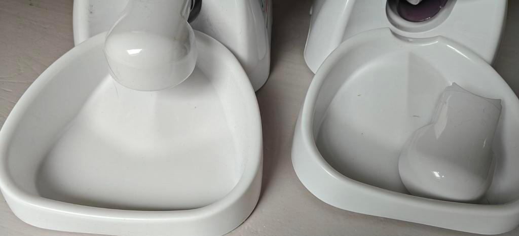 2 automatische voerbakken van cat mate, Dieren en Toebehoren, Ophalen, Zo goed als nieuw