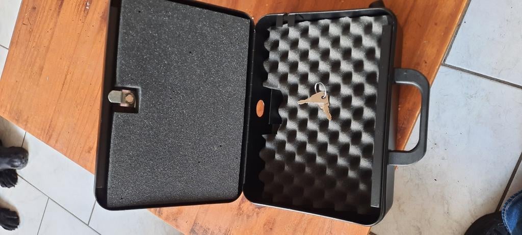 Kluisje voor auto of caravan, Ophalen