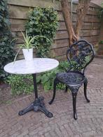 Marmeren bistro tafel met stoeltje., Ophalen of Verzenden, Overige materialen, Stoel, 2 zitplaatsen