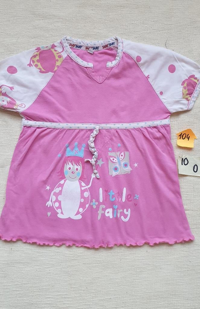 Sari Sari shirt maat 104, Meisje, Ophalen of Verzenden, Zo goed als nieuw, Sari