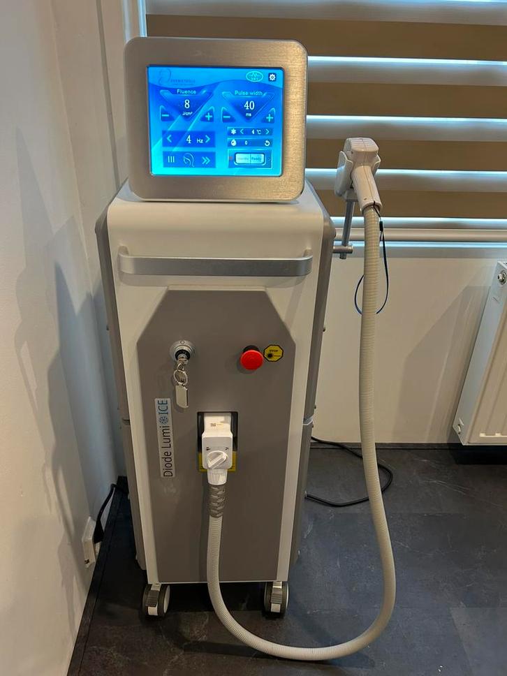 Diode Lumi ice laser izgs permanent ontharen, Witgoed en Apparatuur, Persoonlijke-verzorgingsapparatuur, Gebruikt, Scheren en Epileren