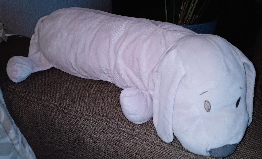 Ikea fabler grijze lange hond. Knuffel, kussen., IKEA, Grijs, Zo goed als nieuw, Middelgroot (20 tot 80 cm)