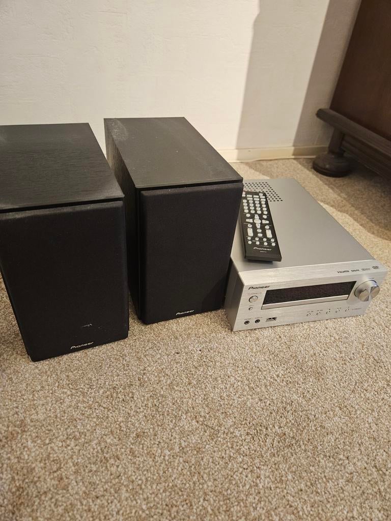 Dvd speler, inclusief 2 boxen. Pioneer X-HM32V, Ophalen, Zo goed als nieuw, Dvd-speler, Pioneer