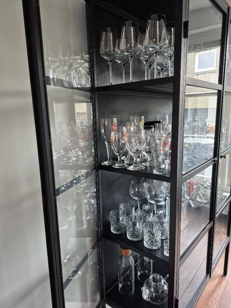 Bodilson vitrinekast, Huis en Inrichting, Kasten | Vitrinekasten, Zo goed als nieuw, 150 tot 200 cm, 100 tot 150 cm, 25 tot 50 cm