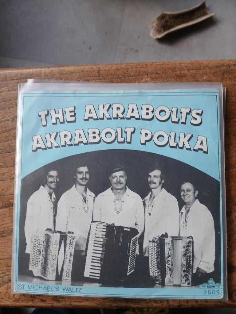 The akrabolts  akrabolts polka, Ophalen of Verzenden, Zo goed als nieuw, Overige formaten, Levenslied of Smartlap