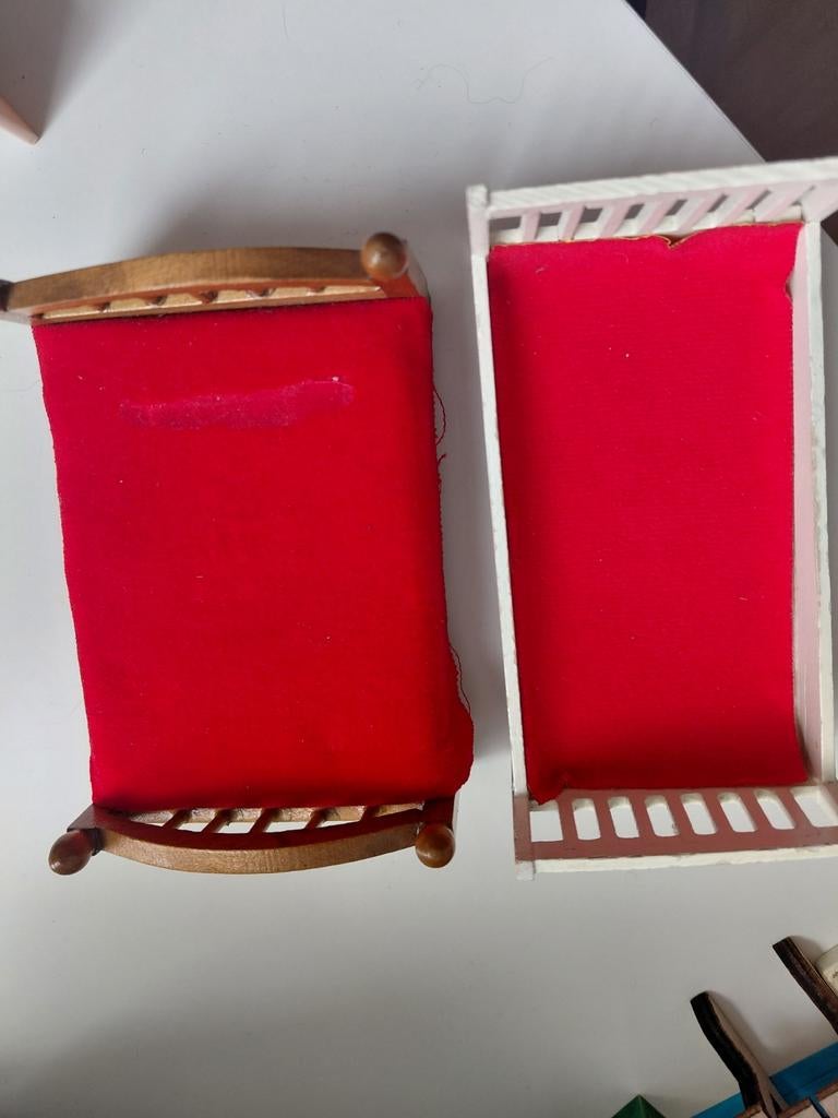 Lundby poppenhuis bedden - set van 2, Ophalen of Verzenden, Gebruikt, Toebehoren