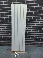 design radiator, Ophalen, 30 tot 80 cm, Gebruikt, Radiator
