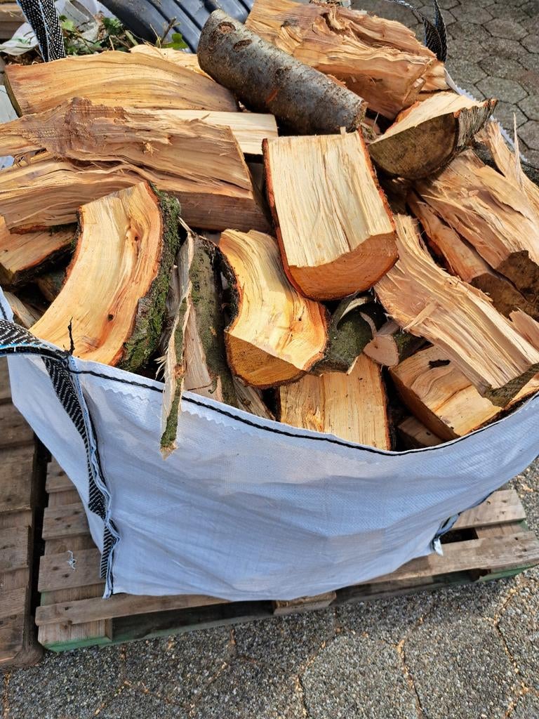 Vers gekloofd ELS stookhout HAARDHOUT BRANDHOUT KACHELHOUT, Tuin en Terras, Haardhout, Minder dan 3 m³, Ophalen, Elzenhout, Stammen