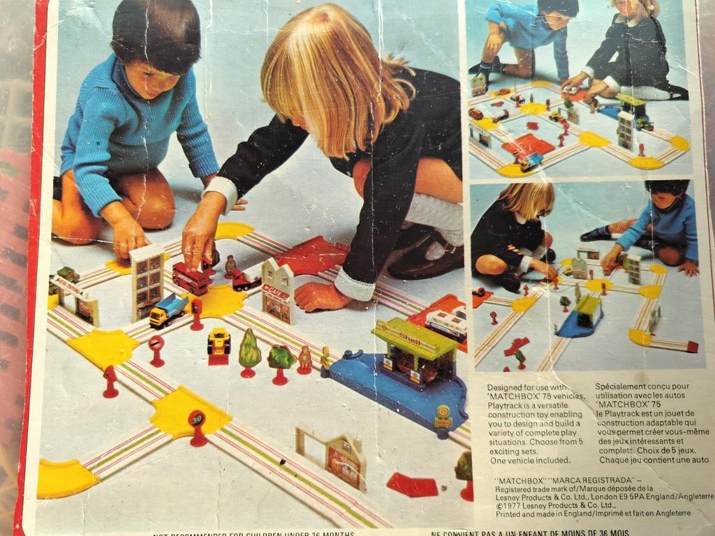 Vintage matchbox autobaan racebaan met Shell garage, Verzamelen, Ophalen of Verzenden
