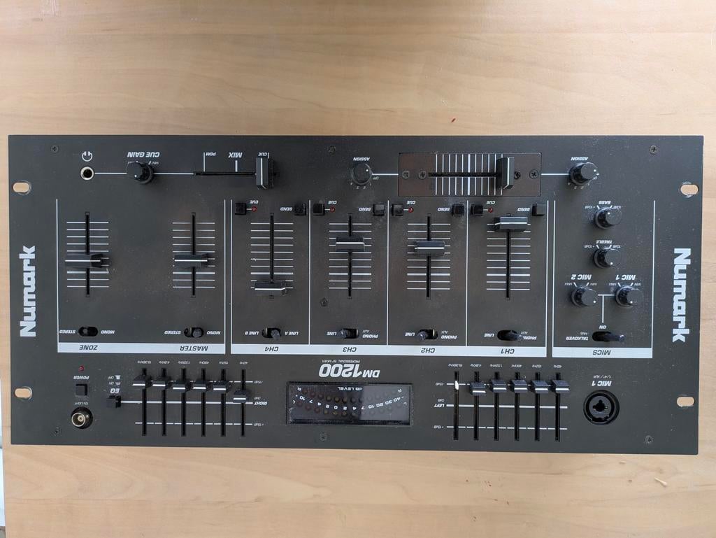 Numark DM1200 mengpaneel, Muziek en Instrumenten, Ophalen of Verzenden
