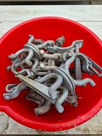 8 oude draaibare steigerklemmen / steigerhaken – decoratief, Doe-het-zelf en Verbouw, Metalen, Ophalen, Gebruikt, IJzer