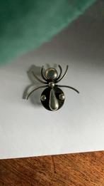 Vintage broche spin, Sieraden, Tassen en Uiterlijk, Broches, Ophalen of Verzenden, Zo goed als nieuw, Overige materialen