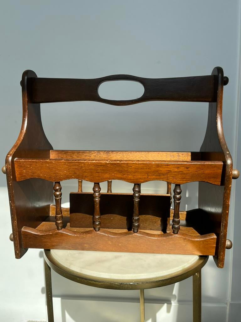 Karakteristieke Vintage Mid-Century Houten Lectuurbak, Huis en Inrichting, Woonaccessoires | Krantenbakken en Lectuurbakken, Gebruikt