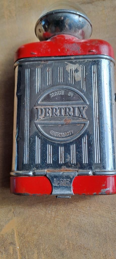 Oude zaklamp Pertrix N 605, Ophalen of Verzenden